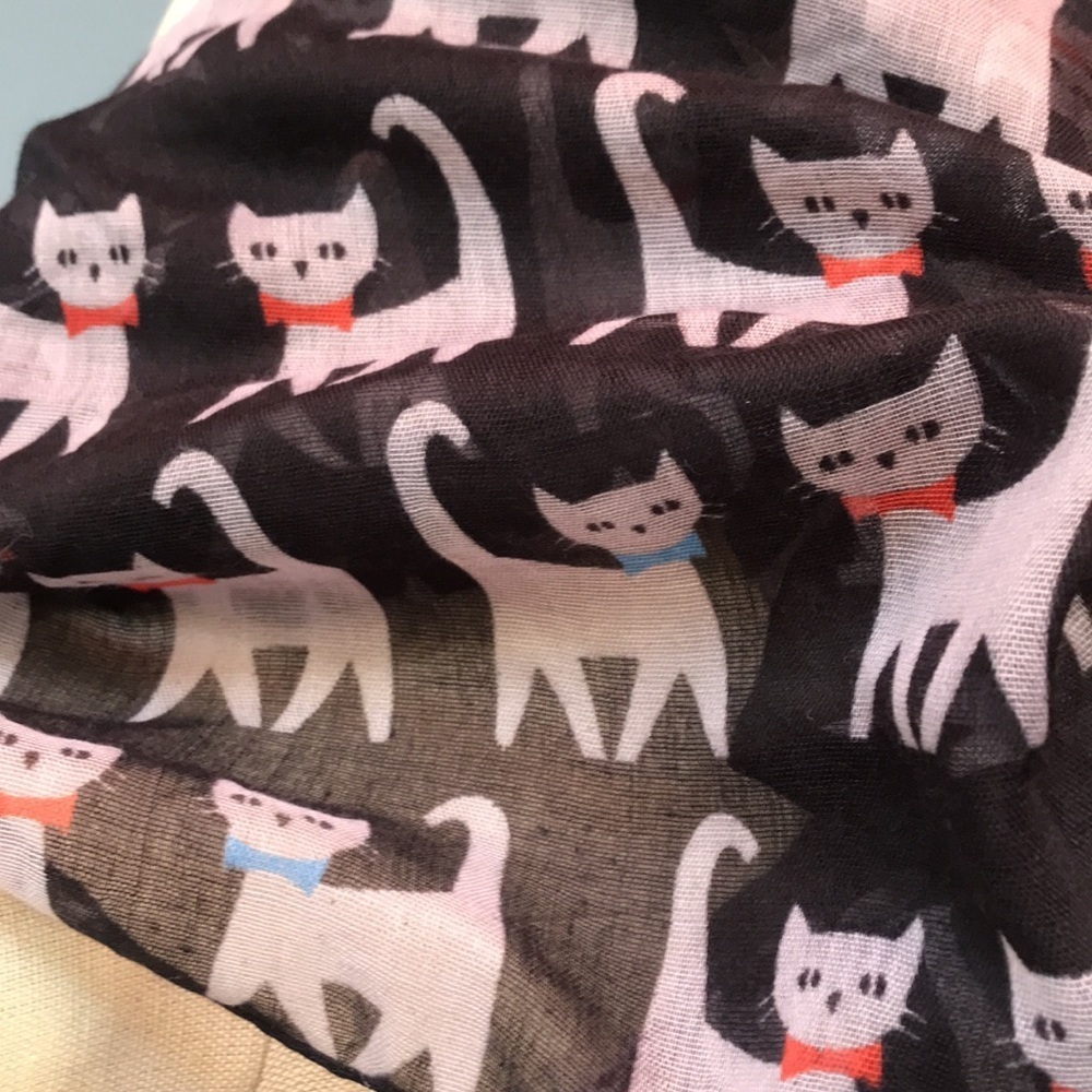 Vivian & Vincent black/cats infinity lightweight scarf crazy cat One Size - Picture 3 of 5